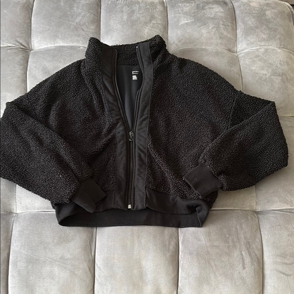 Gilly Hicks Women's Black Sherpa Jacket size small - Picture 1 of 6